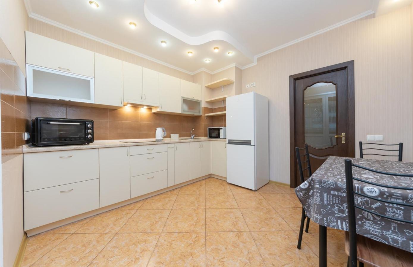 Apartments Near Poznyaki Station Kiev Luaran gambar